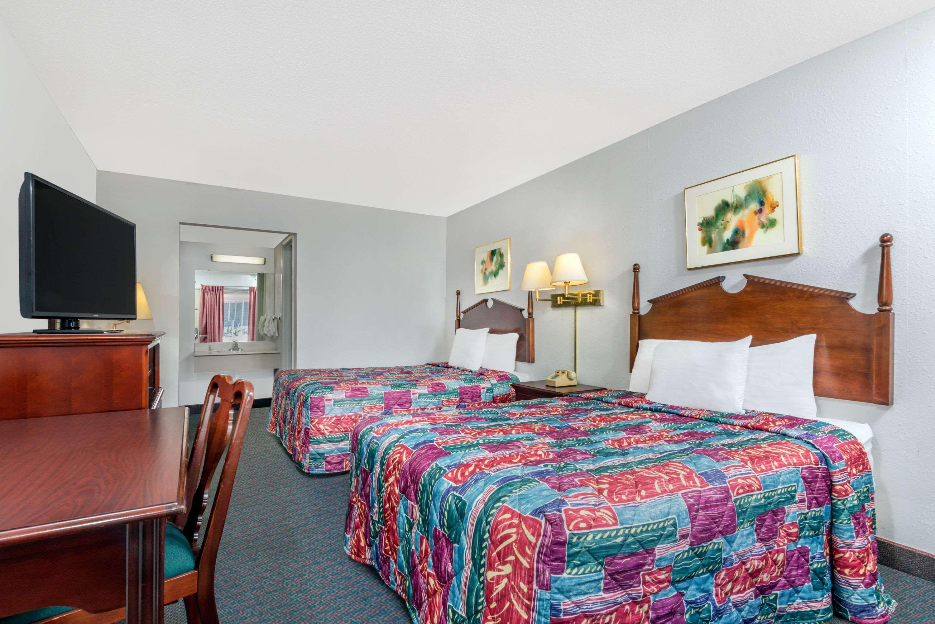 Days Inn By Wyndham Mt. Sterling Mount Sterling Extérieur photo
