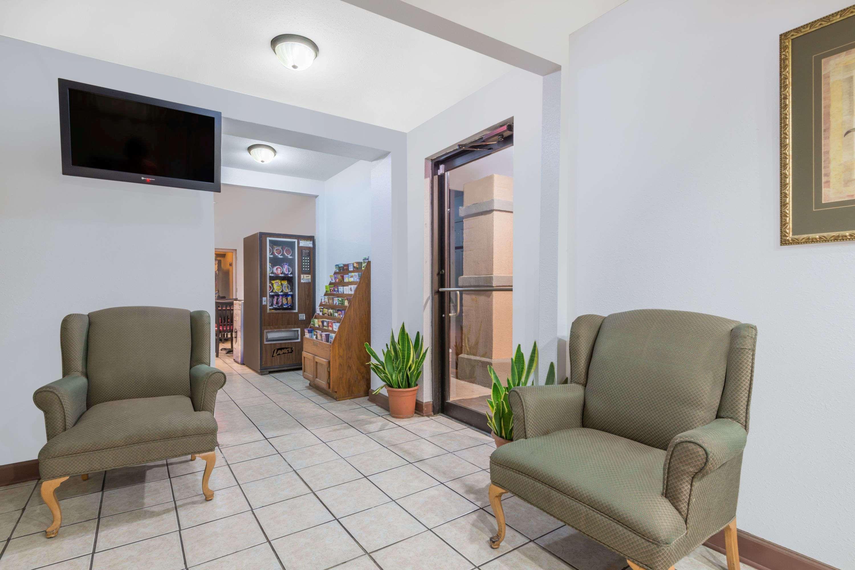 Days Inn By Wyndham Mt. Sterling Mount Sterling Extérieur photo