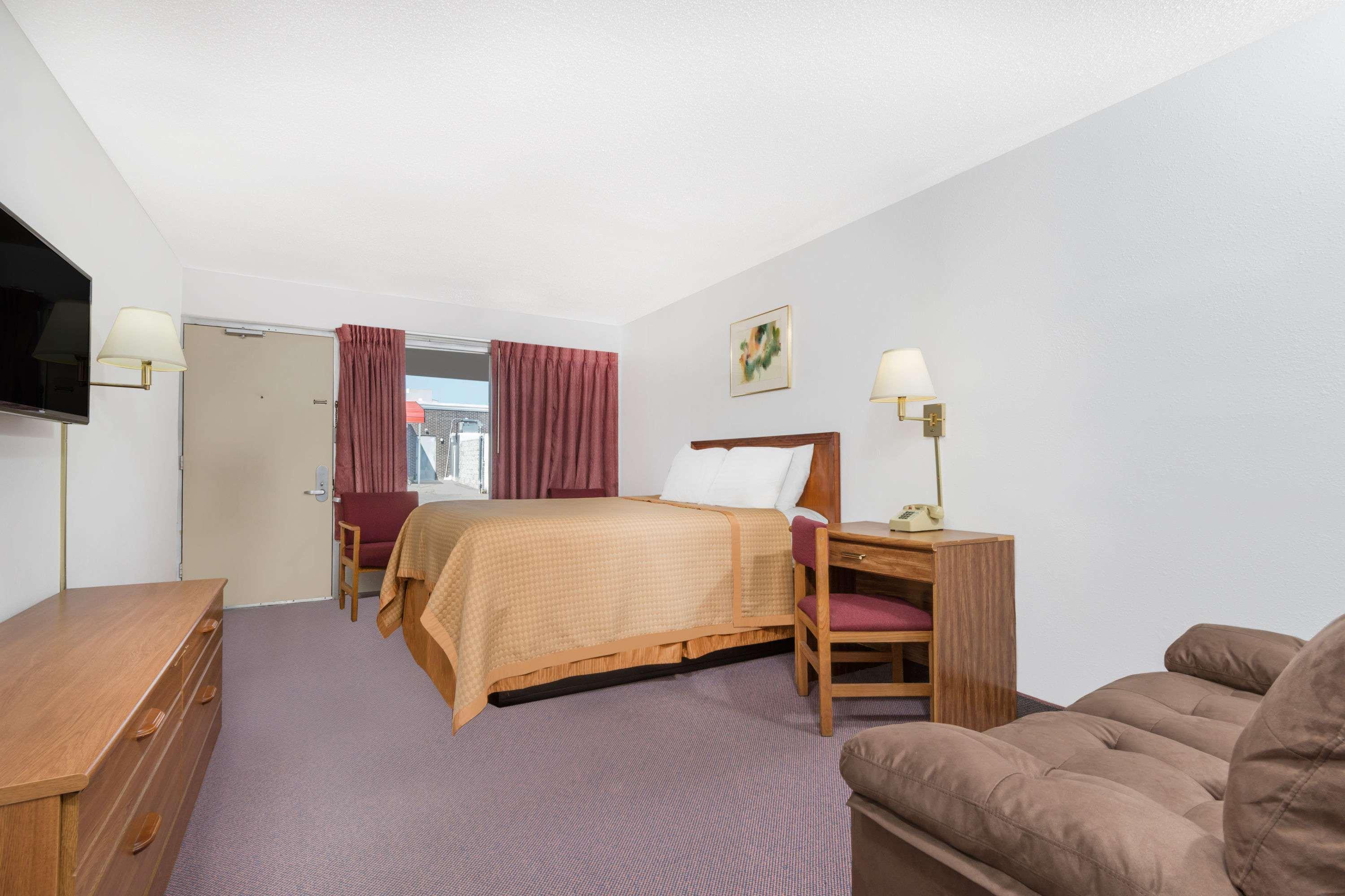 Days Inn By Wyndham Mt. Sterling Mount Sterling Extérieur photo